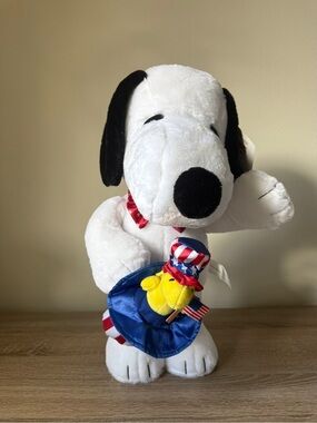 Peanuts Snoopy Patriotic Greeter Plush Woodstock USA Flag Gemmy 2025 NWT 20”